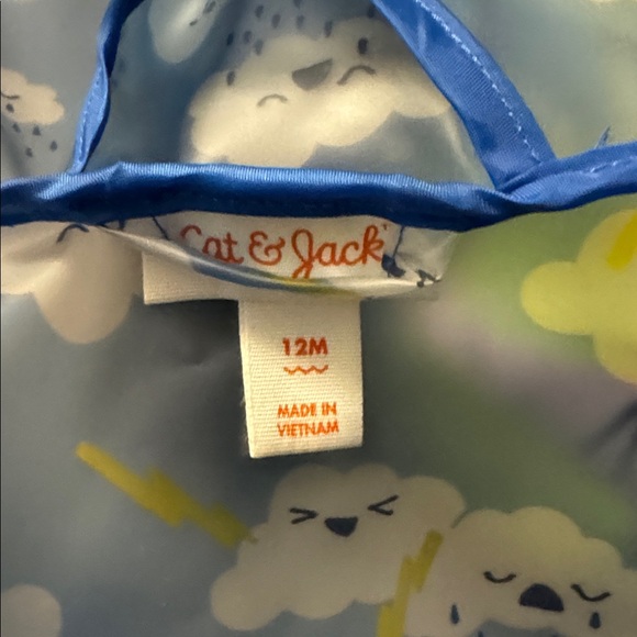 NWT SZ 12 Months Cat & Jack Blue Cloud Print Rain Jacket - Picture 4 of 6